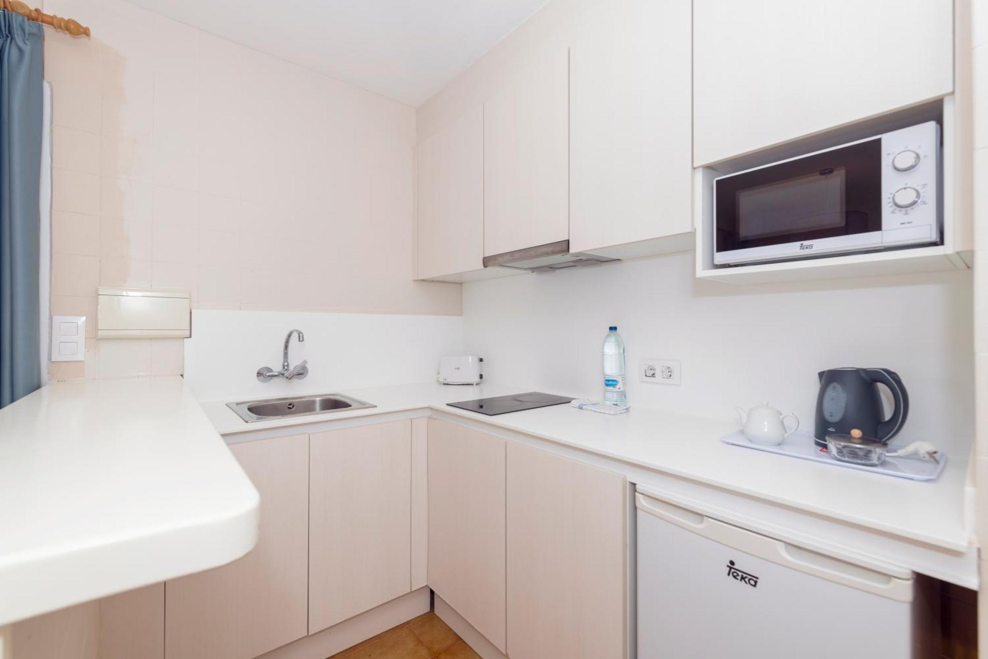 Siesta Mar One Bedroom Apartments Cala En Porter  外观 照片